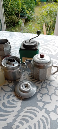 Dinette ancienne epicerie - dinette,