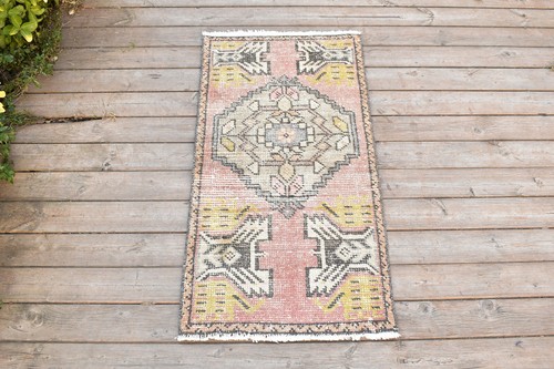 Tapis turc noué main - noué, la