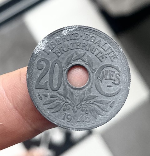 Très rare centimes 1945c - 20,