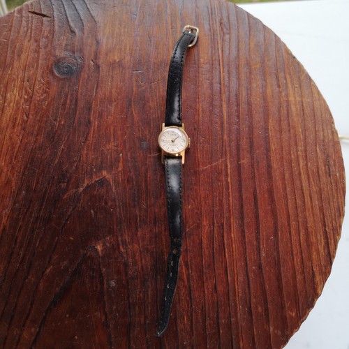 Montre ancienne femme - femme, oris