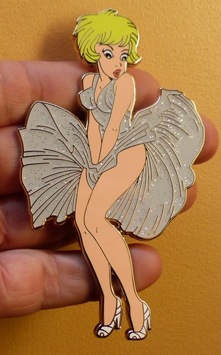 Grand pins pin - grand, pin's