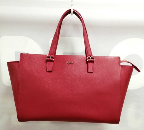 Leather handbag model - leather,