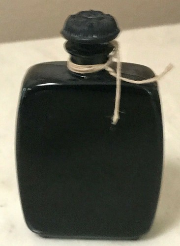 Antique perfume scent liquid
