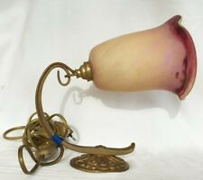 Ancienne applique en pate de