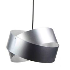 Suspension moderne en métal