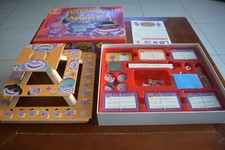 ATTENTION À LA MARCHE Un jeu