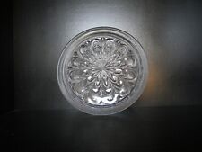 Plateau plat assiette en cristal manufacture de Creusot Baccarat Charles X fleur