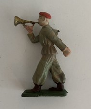 STARLUX PARACHUTISTE BERET ROUGE TROMPETTE DEFILÉ TENUE MOIREE 1/32 60MM