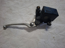 MAITRE CYLINDRE DE FREIN AVANT