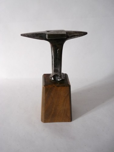 Enclume art populaire outil - populaire,