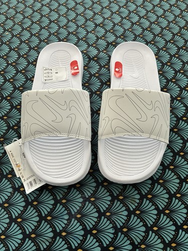 Claquette tong nike neuf - claquette,