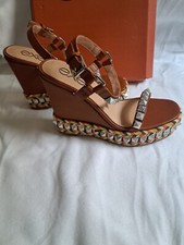 Sandales compensées - Exé