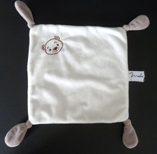 se. Doudou plat LAPIN MAILOU