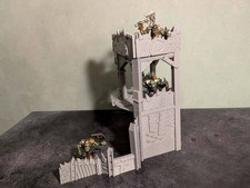 La Tour-Ki-Voit-Tout - Décor