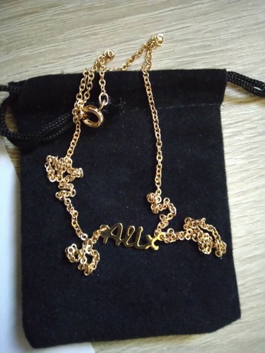 Collier ras cou prénom - ras,