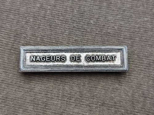 Agrafe nageurs de - -, combat