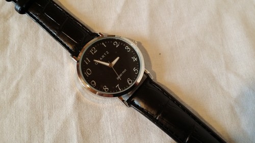 Montre homme quartz - montre,