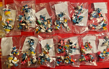 JOUET: Lot de PLUS DE 50 figurines - SCHTROUMPFS...SUPERBE.