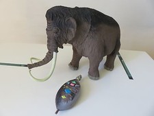 MAMMOUTH TELECOMMANDE THE DINOSAURS WOOLLY MAMMOTH WOW WEE REMOTE DINO TRONIC