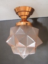 Ancien plafonnier ou lampe en verre rose forme étoile 1 pointe endommagée