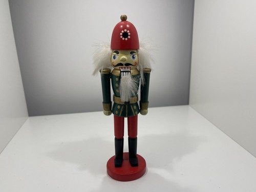 Figurine casse noix bois - casse,