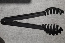 Pince a spaghetti Tupperware