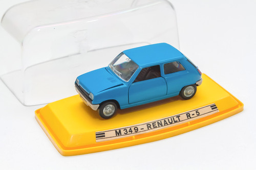 Pilen renault 349 - no, dinky