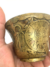 Rare ancien écuelle pigments