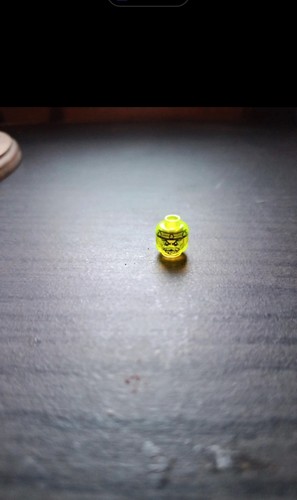 Tête lego - tête,