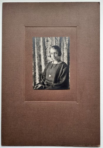Portrait jeune femme - jeune,