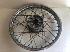 UNE JANTE ROUE AVANT POUR