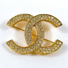 Broche logo CHANEL COCO CC