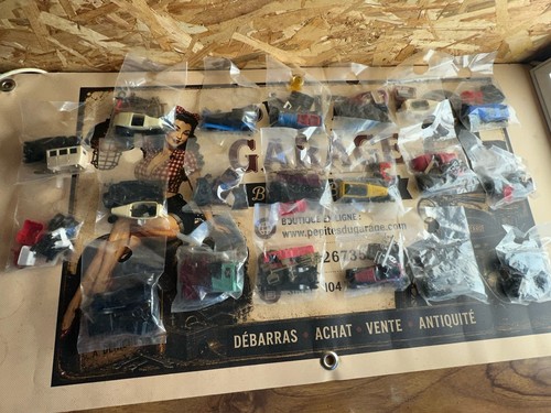 Lot voitures anciennes - 20,