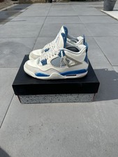 AIR JORDAN 4 RETRO MILITARY BLUE EU 42 / US 8,5  / BON ÉTAT