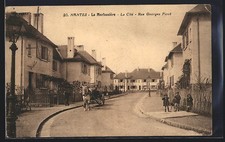CPA Nantes, La Morhonière, Rue Georges Picot et maisons de la cité 