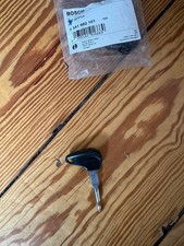 CLE  BOSCH  3341982101  POUR