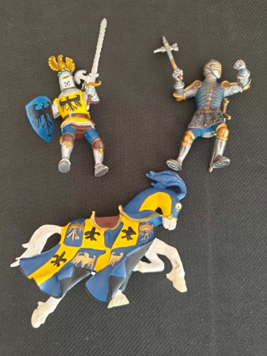 Lot figurines chevaliers moyen - figurines,