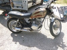 PIECE HONDA CM 125 FOURCHE JANTE PIECE MOTEUR ALLUMAGE ECHAPPEMENT CARBURATEUR 