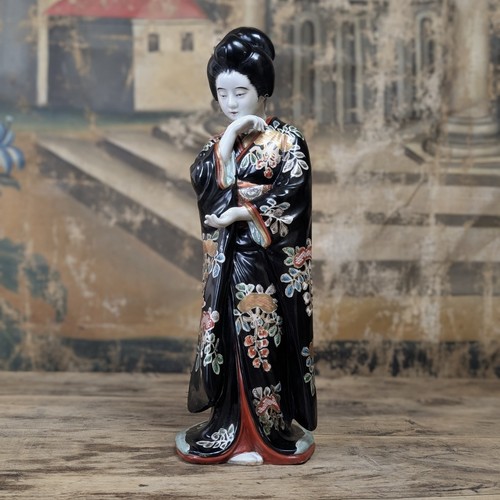 Statuette geisha céramique - geisha,