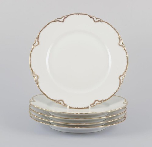 Lot cinq assiettes - cinq, à
