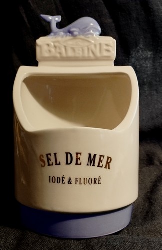 Pot sel baleine - à, la