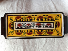 SAINT JEAN DE BRETAGNE - Plat à CAKE GATEAU - FAÏENCE noir brun jaune - ca. 1950