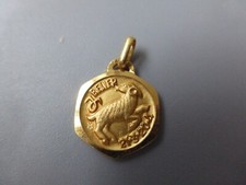 petite médaille neuve signe
