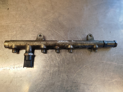 Rampe injection renault grand - rampe,
