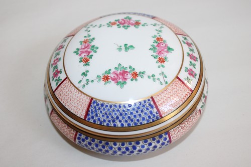 Bonbonnière porcelaine de - porcelaine,
