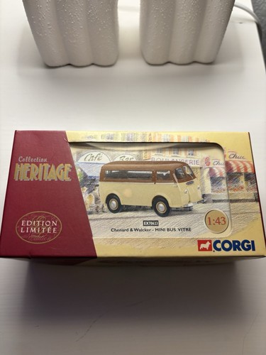 Miniature corgi chenard - corgi, &
