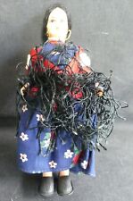 Poupée folklorique régionale