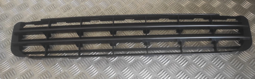 Grille inférieure pare choc