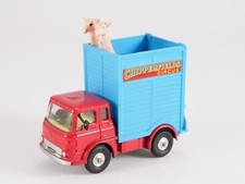 Corgi  n° 503 Circus Girafe