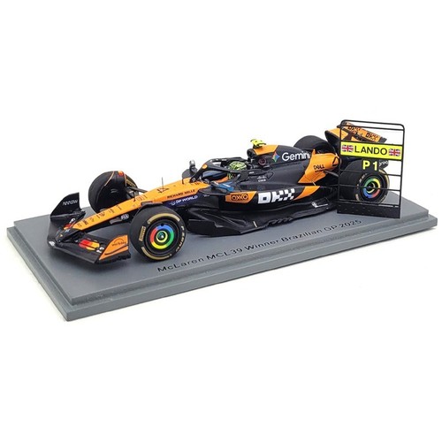 Modèle réduit spark - 1/43,